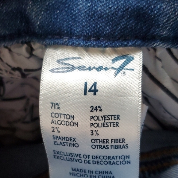 Seven7 Light Blue Distressed Jeans - Picture 3 of 14